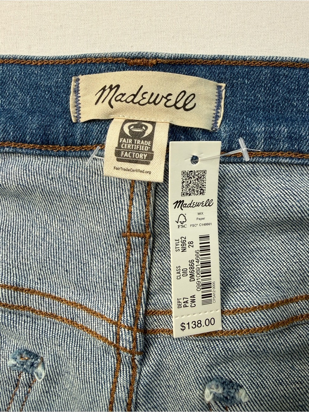 MADEWELL Mid-Rise Kick Out Jeans 28 - Picture 4 of 9